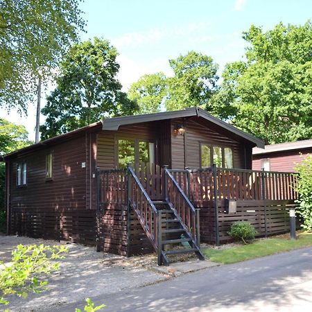 Fern Lodge- Burnside Park Keswick  Exterior photo